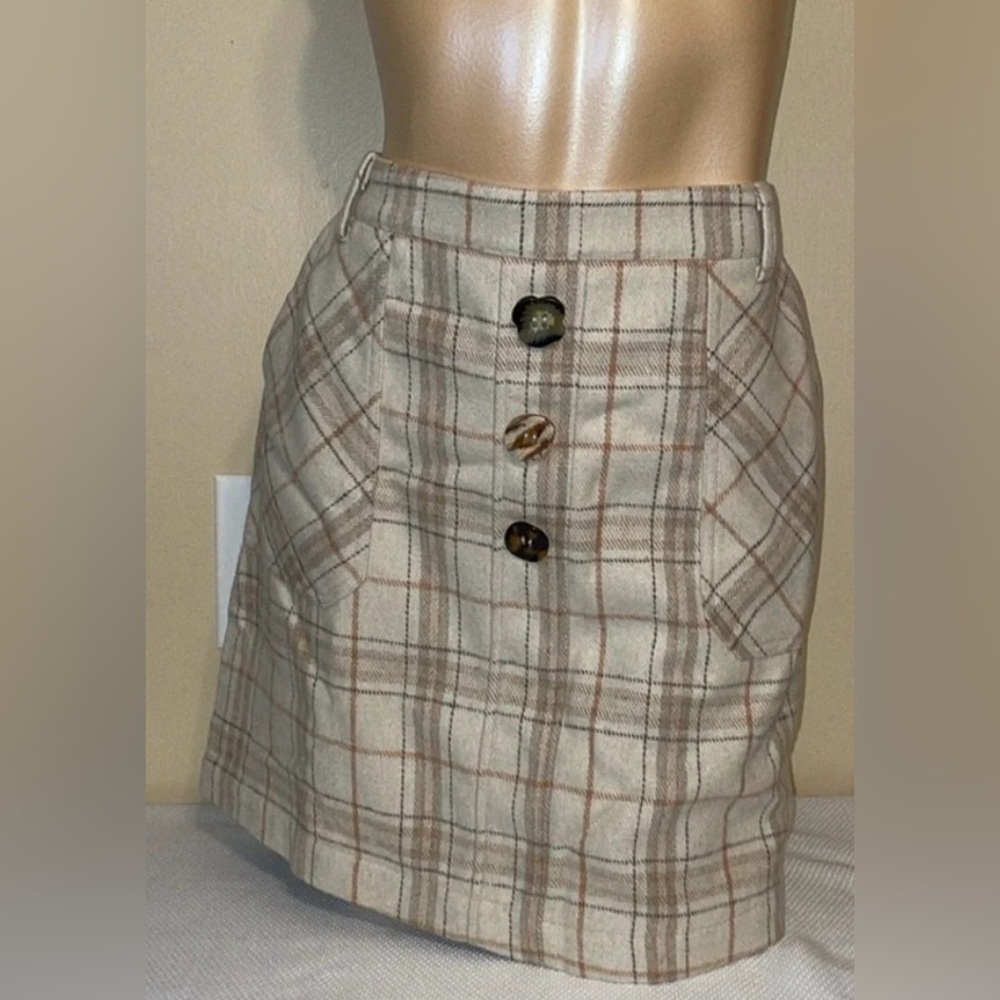 JOA women’s skirt large 12 14 cream tan brown plaid buttons pockets wool NWT